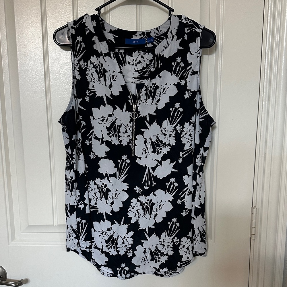 Apt. 9 Black and White Floral Blouse